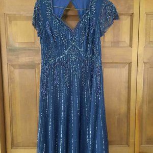 Adrianna Papell Sweetheart Neck Short Sleeve Fully Beaded Dress - size 14
